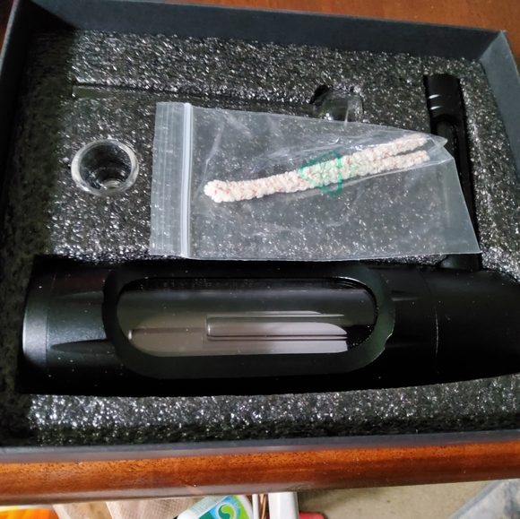 NWT Zen Puff Luxury Aluminum/Glass Water Bottle - Picture 2 of 2